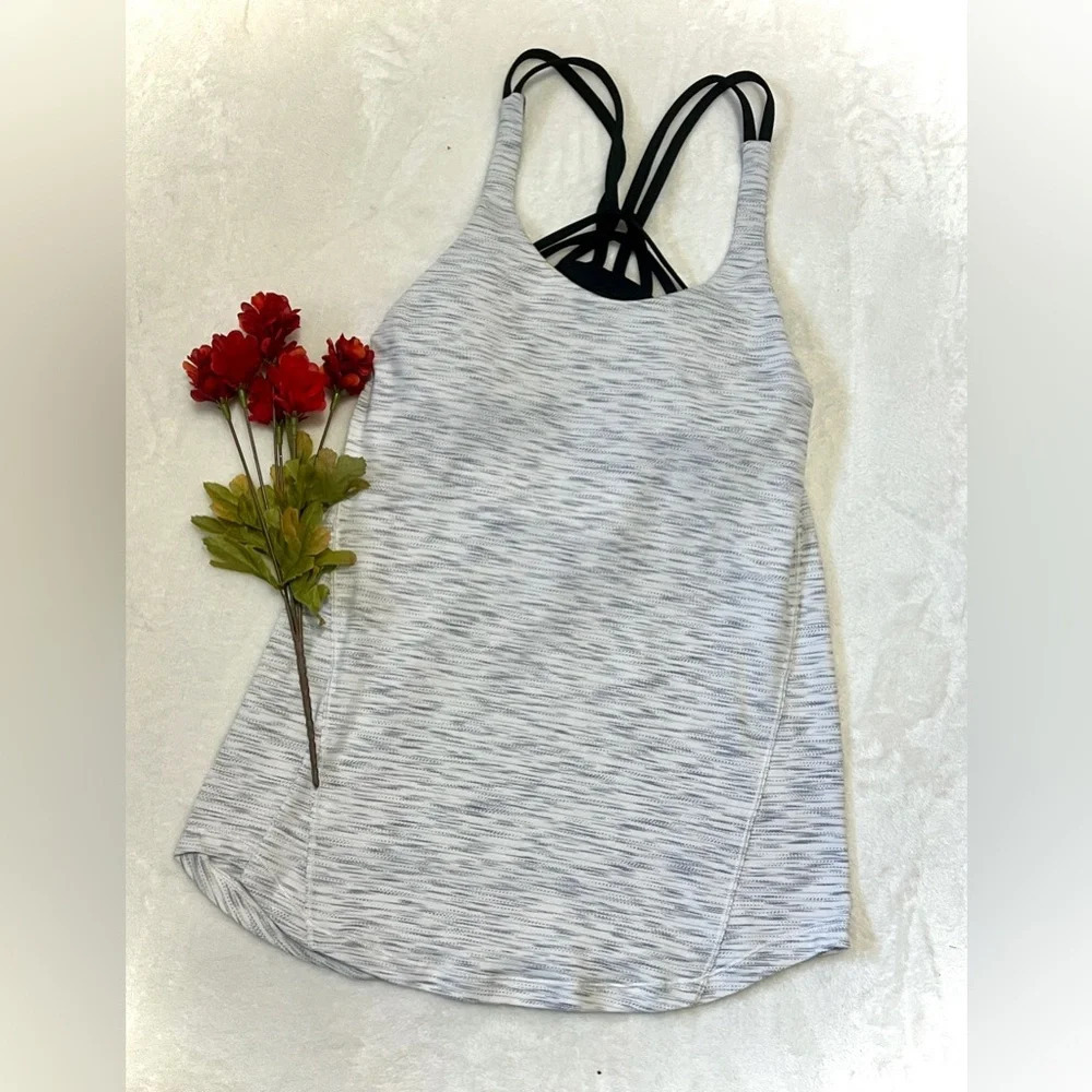 Lululemon Slay the Studio Bra/Tank Top - Small